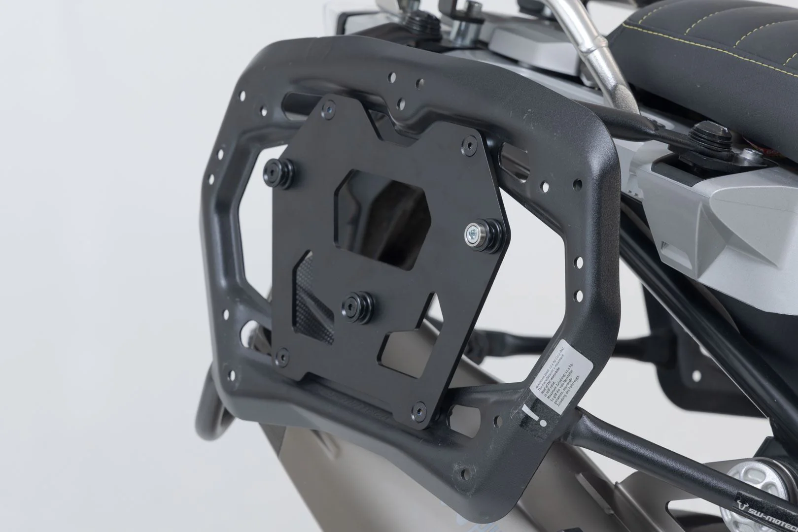 Adapter Kit for PRO Side Carrier for SLC Mounting on PRO Side Carrier - Image 3