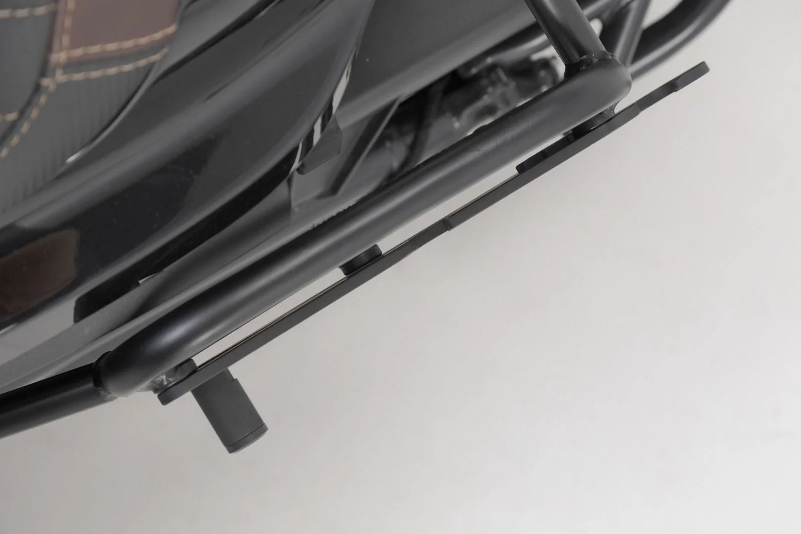 Adapter plate SLH for SLC For left side Universal Black - Image 4