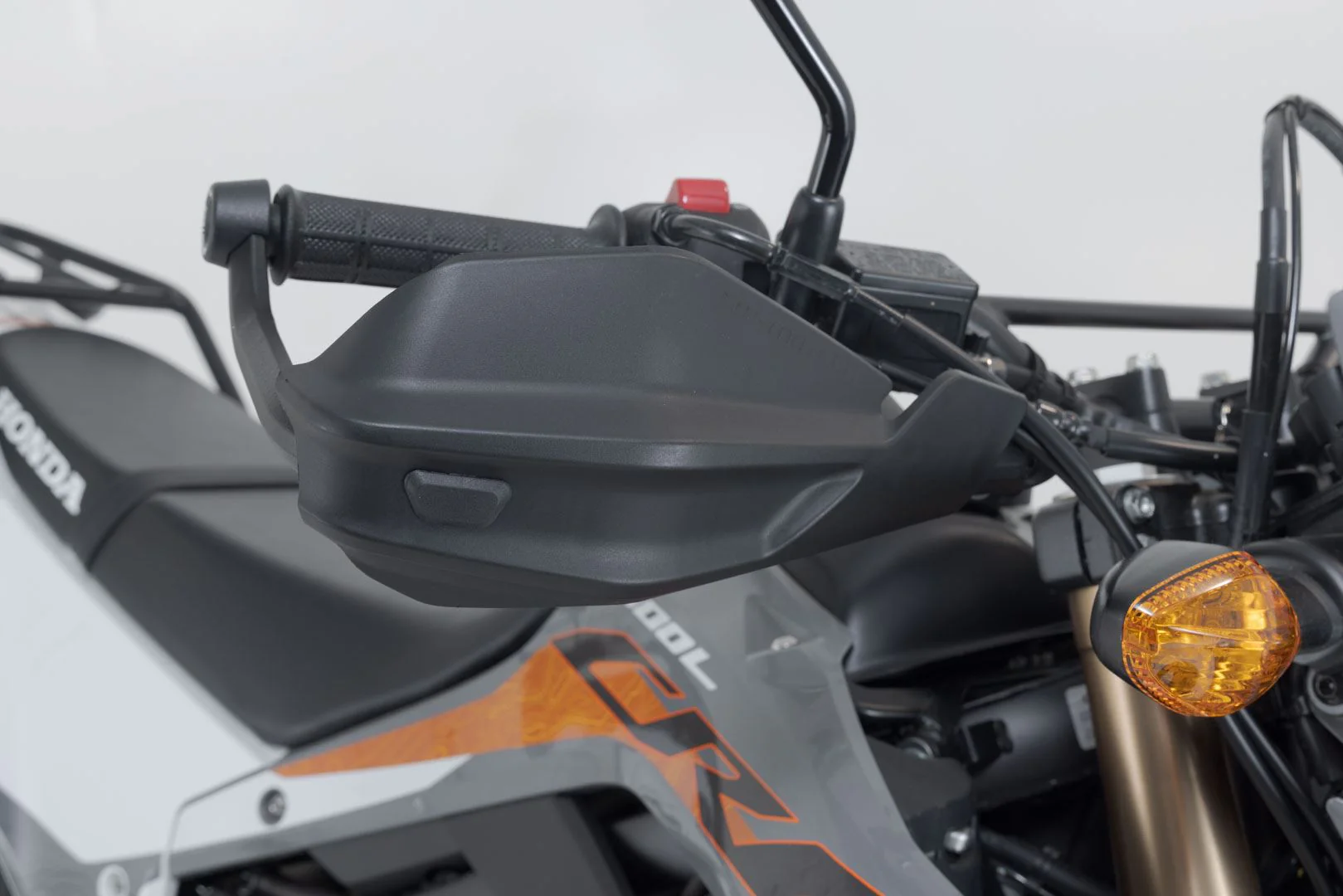 Adventure handguard kit Black. Honda CRF300L Triumph Scrambler 400X. - Image 4