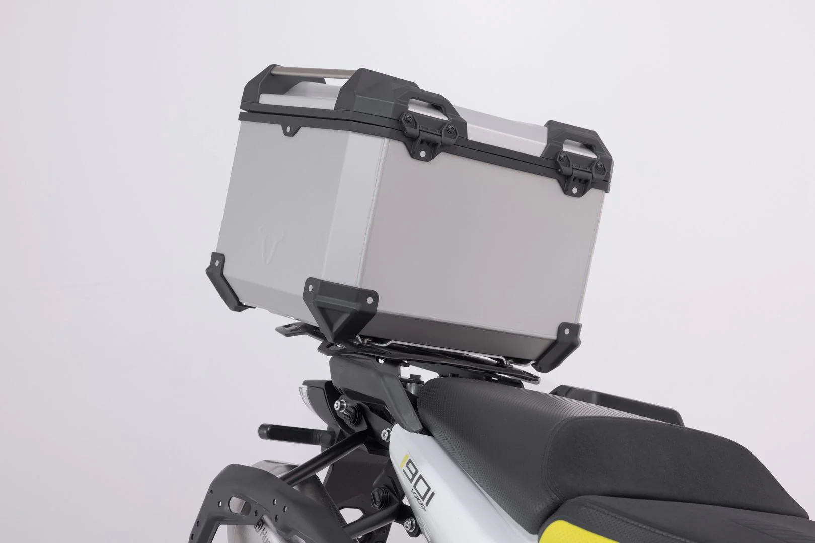 ADVENTURE-RACK KTM models, Husqvarna Norden 901 Black - Image 5