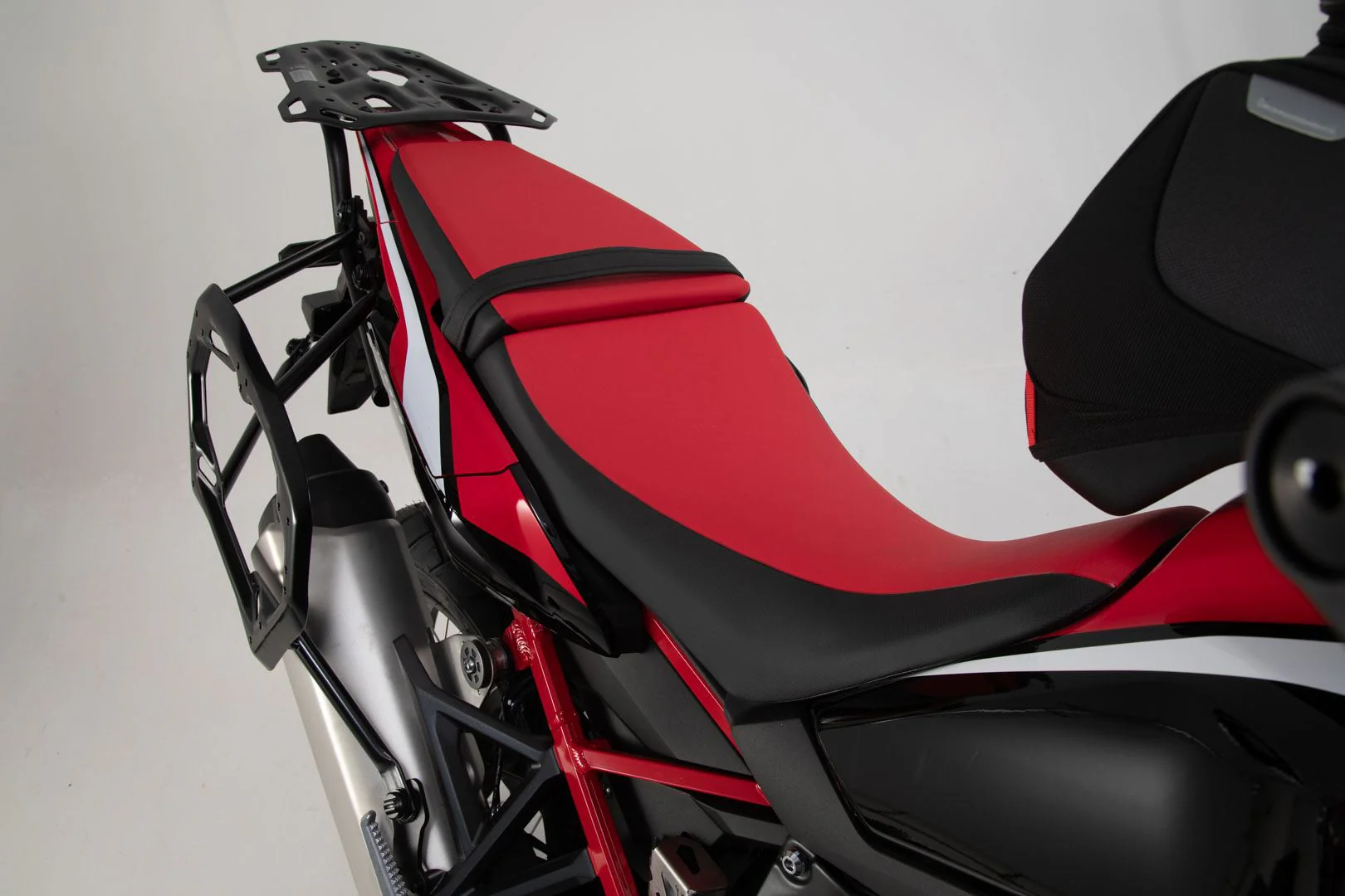 Adventure set DUSC Black. Honda CRF1100L Africa Twin (19-21). - Image 4