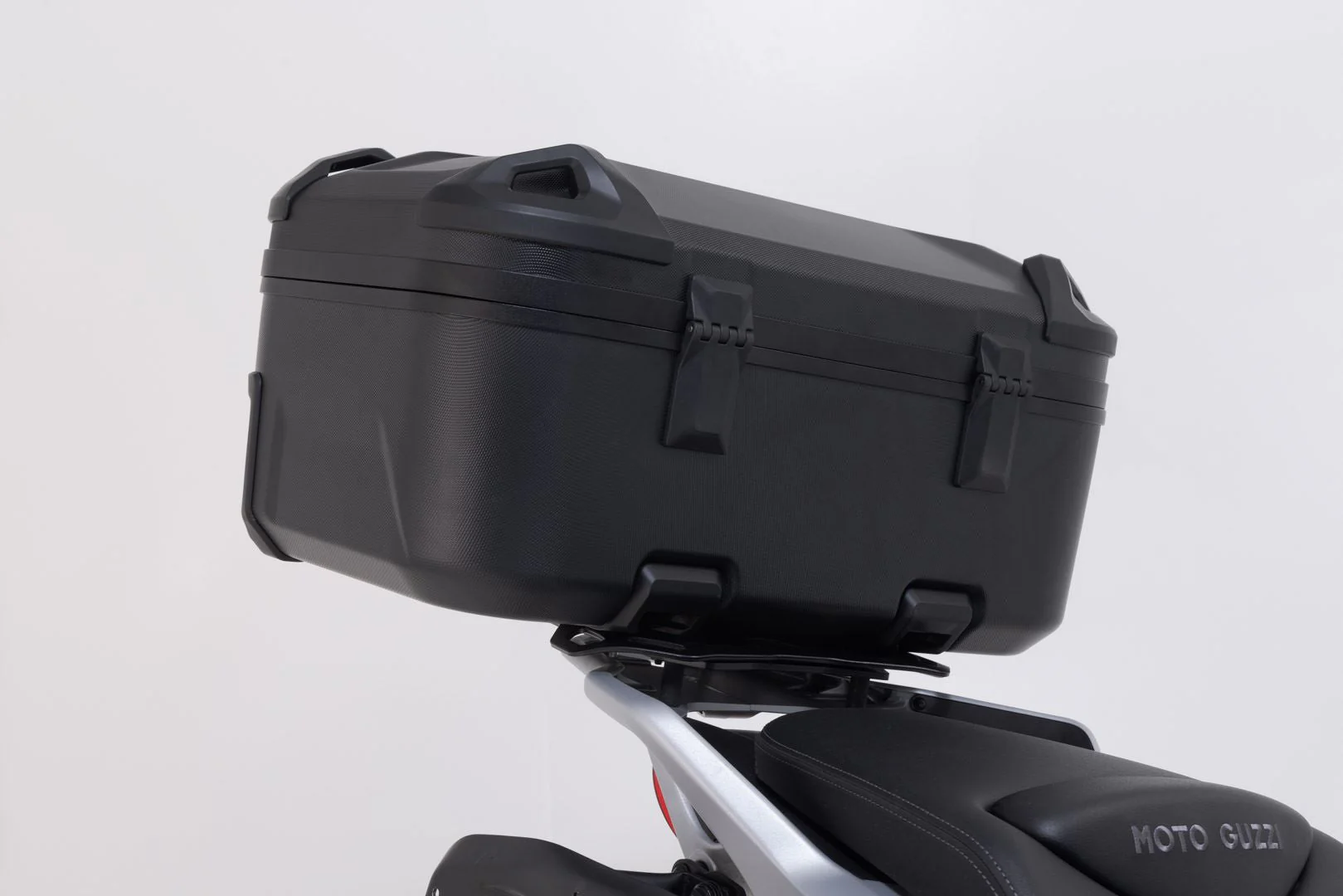 Adventure set DUSC Black. Moto Guzzi V85 TT (19-23). - Image 5
