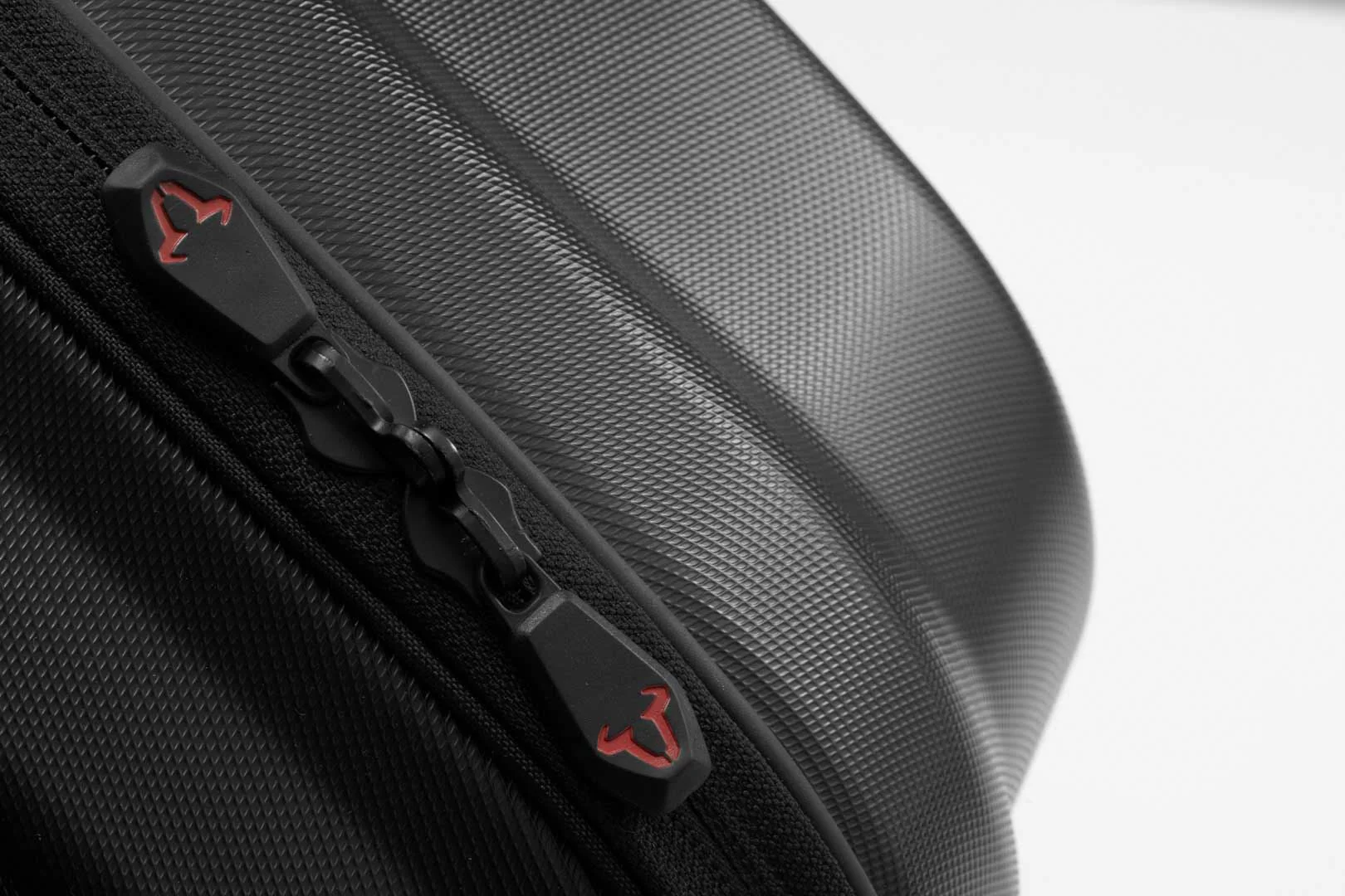 AERO ABS side case system 2x25 litre Ducati Multistrada 1200/1260/950 (15-) - Image 4