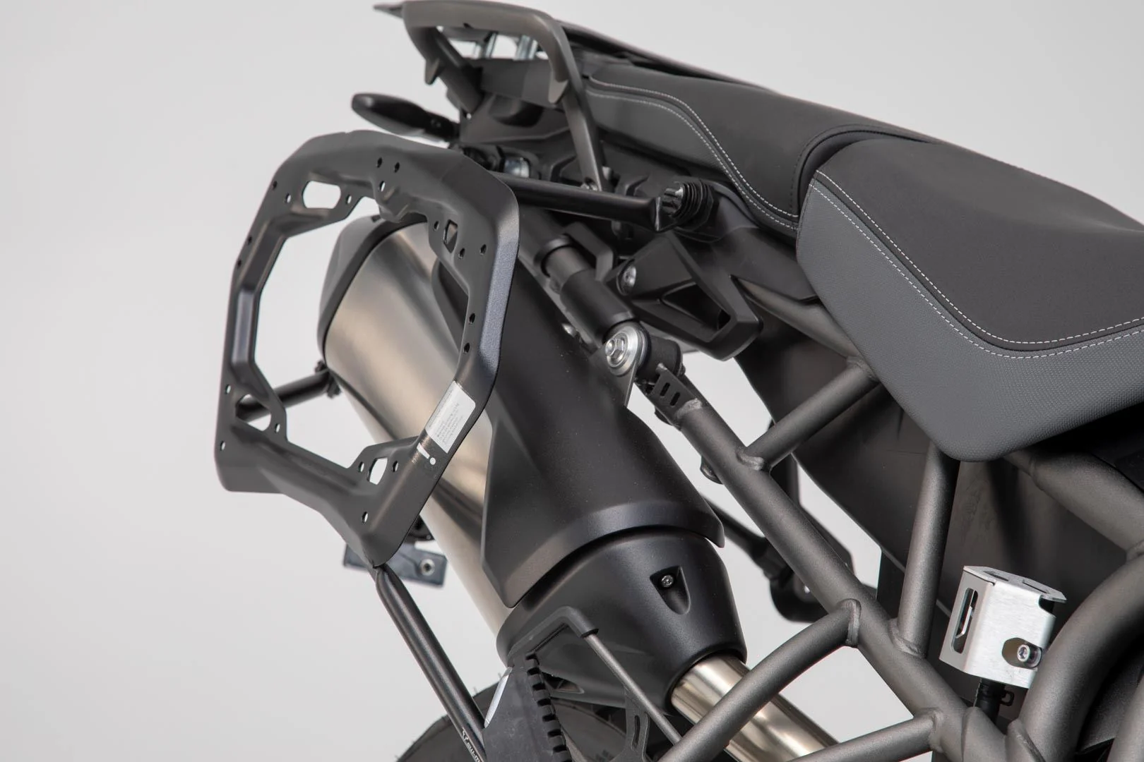AERO ABS Side Case System 2x25 litre Triumph Tiger 800 models (10-) - Image 3