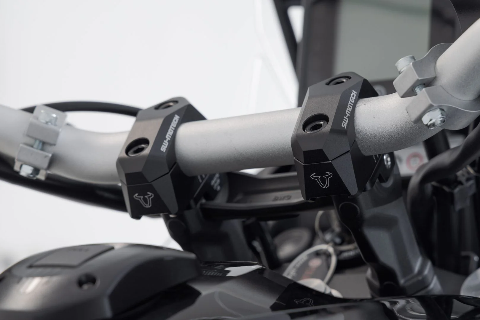 Bar Back Variable for Ø28 Handlebars H=28mm Back 5/10/15/20/25/30 mm Black - Image 4