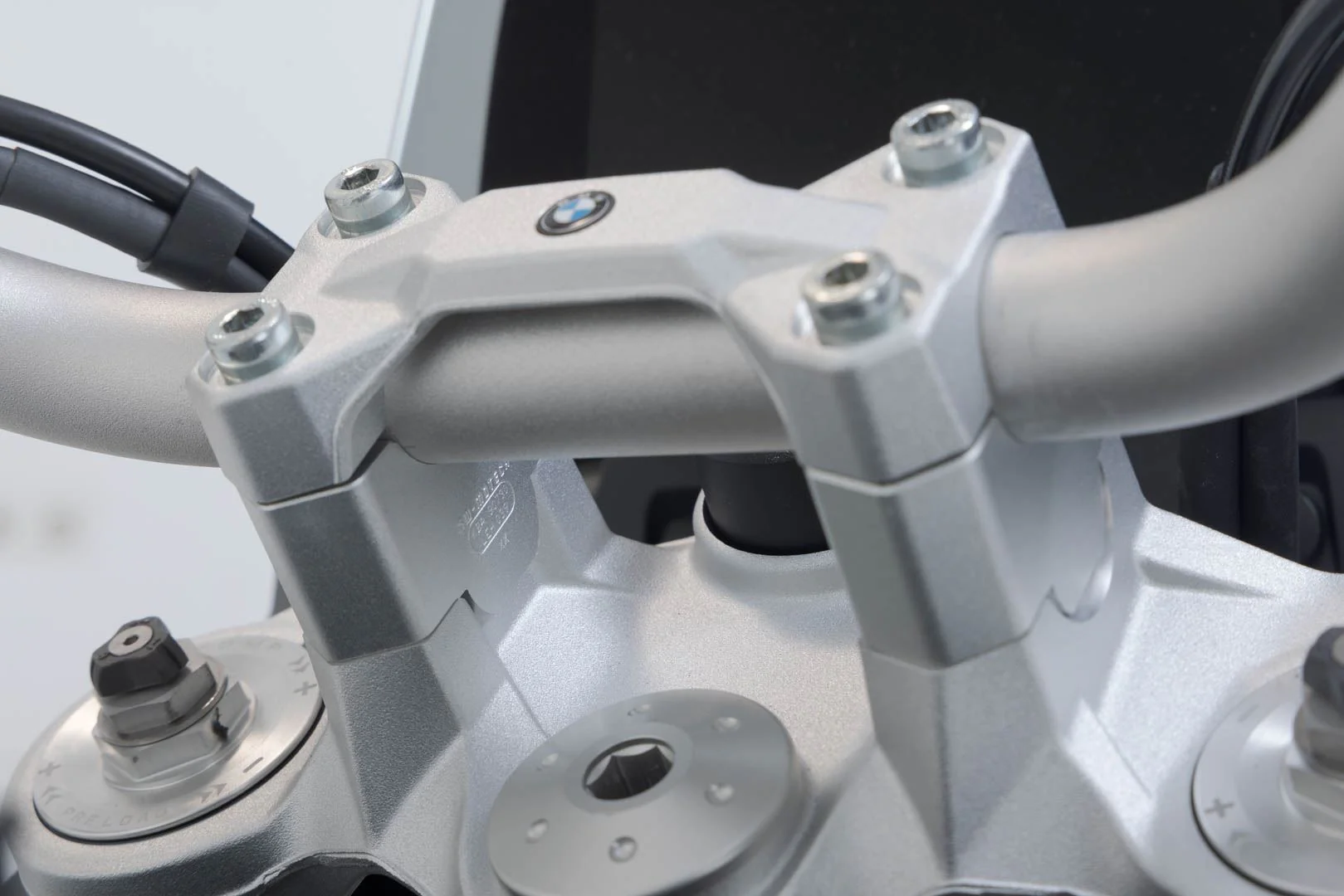Bar riser H=30 mm BMW F 850 GS (18-). Silver - Image 4
