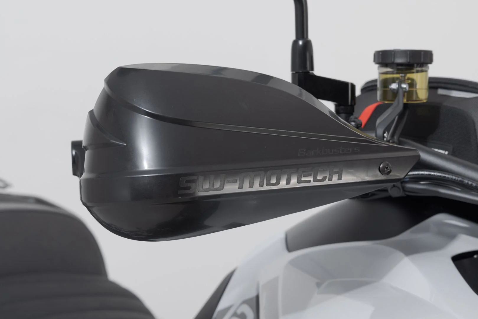 BBSTORM handguard kit Triumph Tiger 1200GT/GT Pro/Rally Pro Black - Image 3