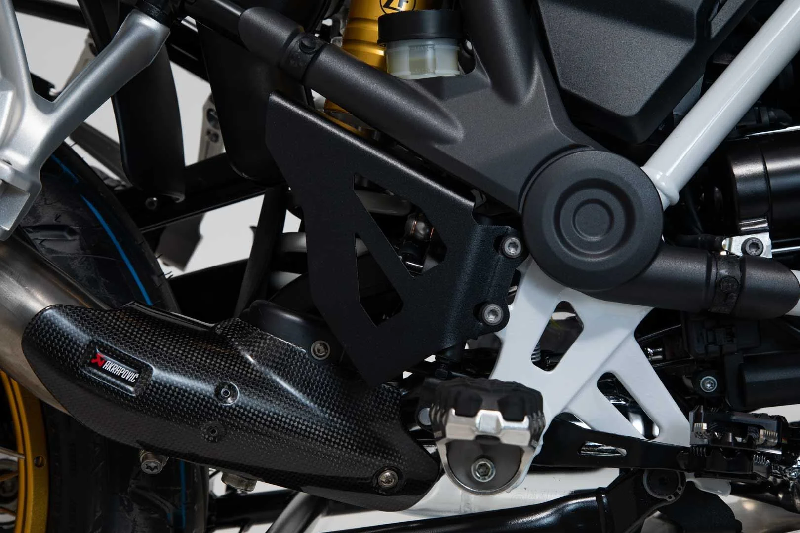 Brake cylinder guard BMW R1200GS, R1250GS. Black - Image 2
