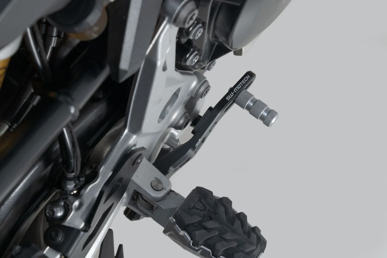 Brake pedal BMW F 900 R (19-) - Image 4