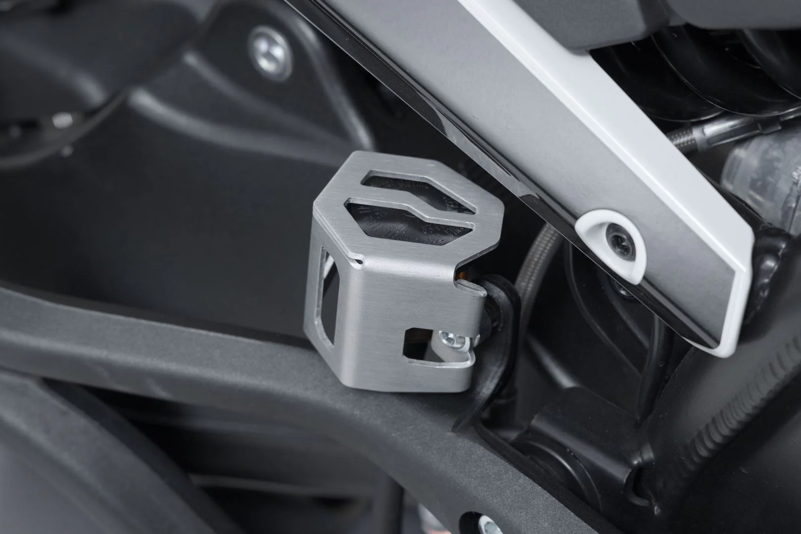 Brake reservoir guard BMW GS/GT, Ducati, KTM 790 models. Silver - Image 3