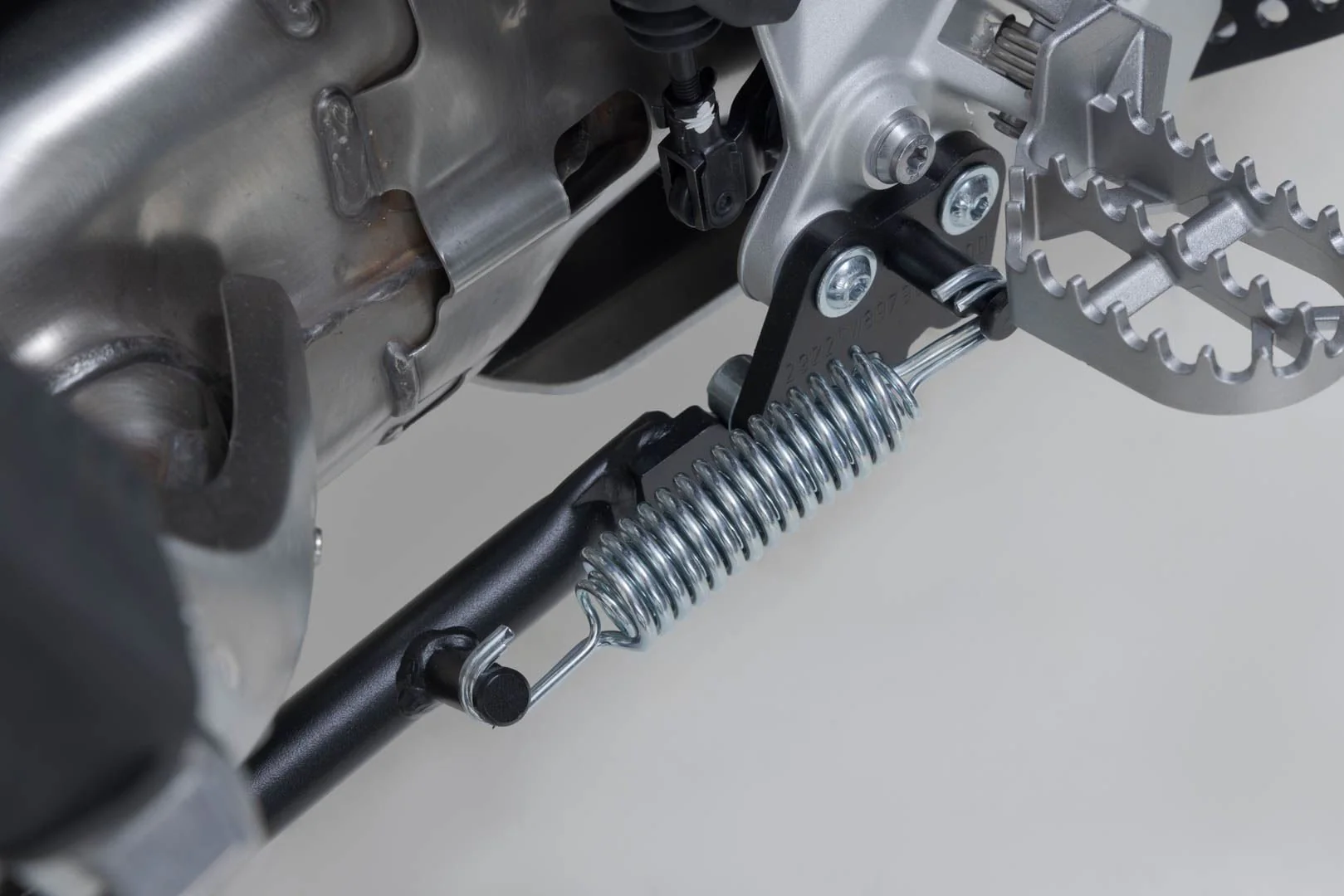 Centerstand BMW F 850 GS (17-20) Black - Image 5