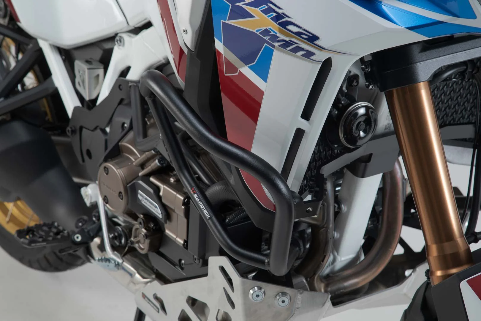 Crash bar (19-) Honda CRF1100L Africa Twin Adv Sp Black - Image 4