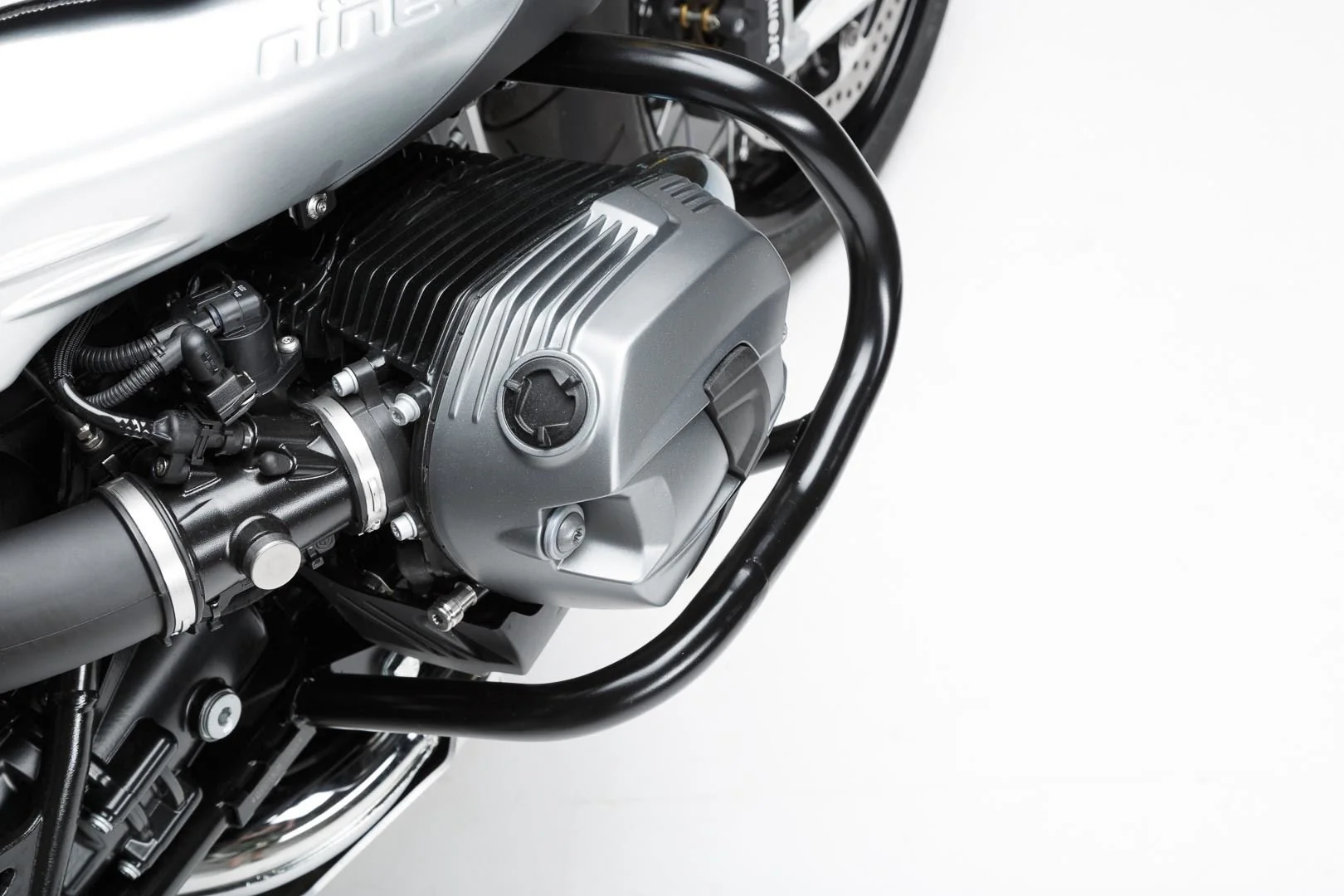 Crash bar BMW R nineT models Black - Image 3