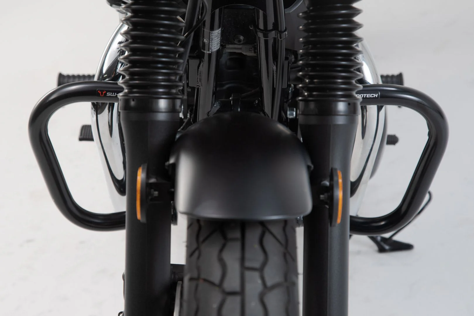 Crash bar Kawasaki W800 Street/ Cafe (18-) Black - Image 3