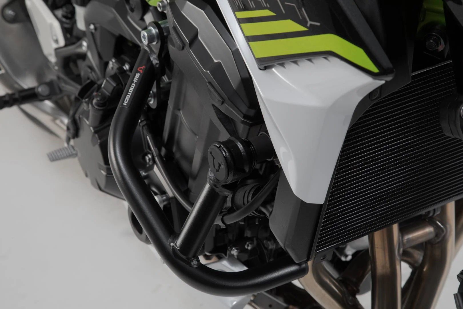 Crash bar Kawasaki Z900 (16-) Black - Image 4