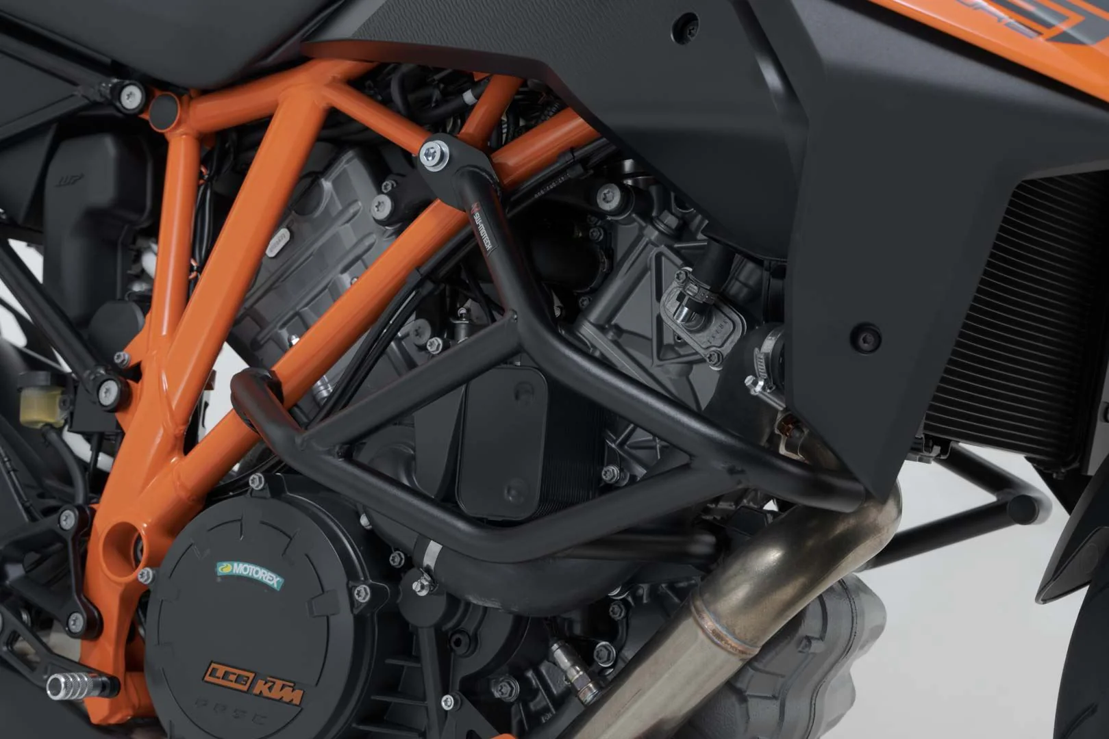 Crash bar KTM 1290 Super Duke R / GT Black - Image 5