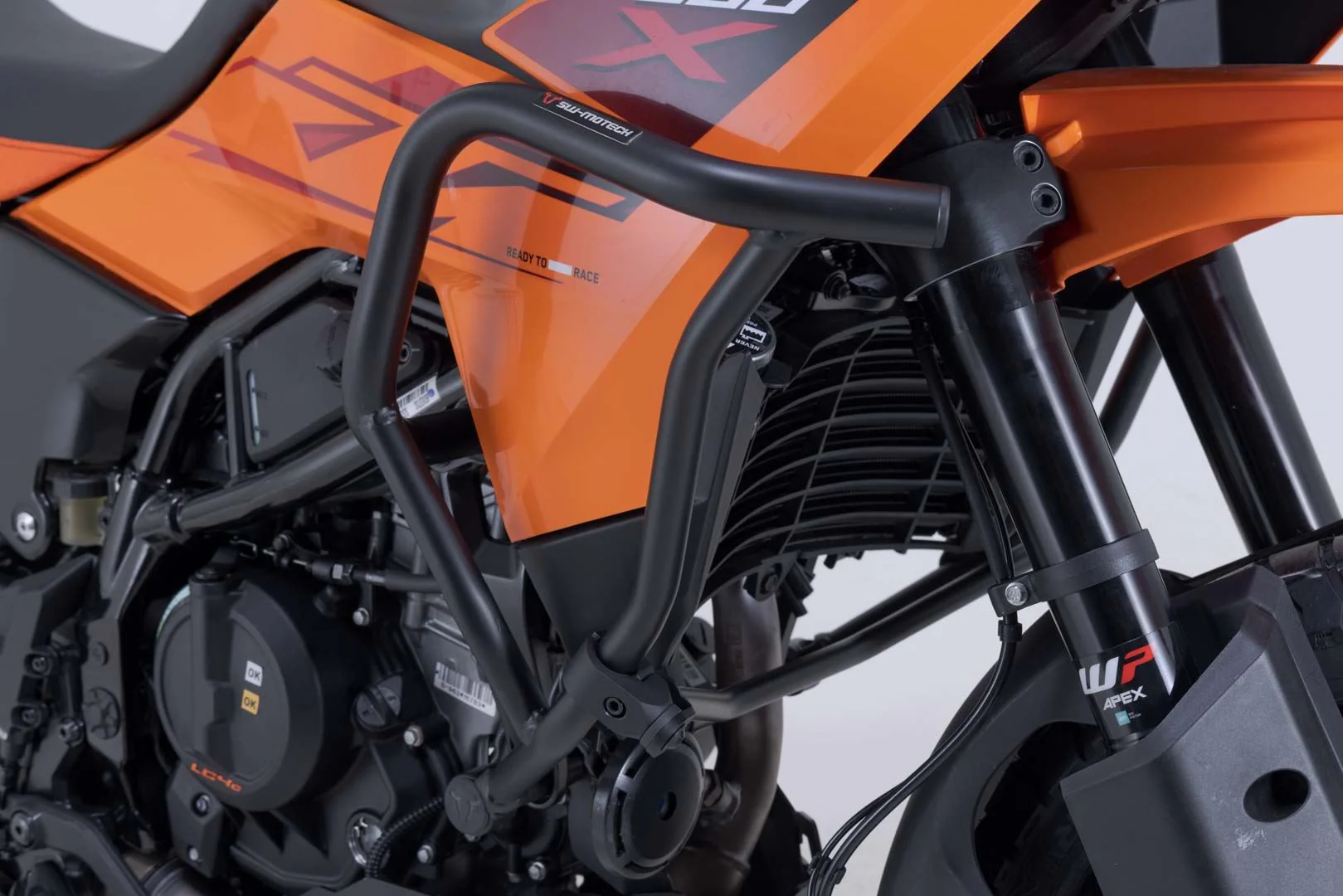 Crash bar Black. KTM 250 Adv, 390 Adv (25-).