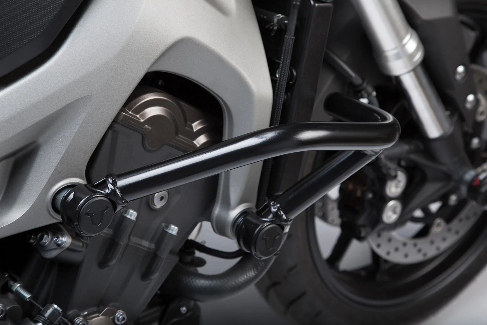 Crash bar Yamaha MT-09/Tracer, XSR900/Abar Black - Image 2