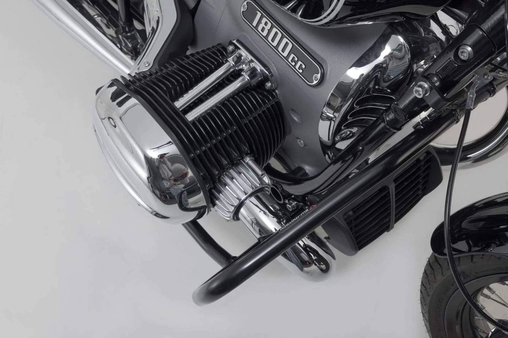 Crash Bar BMW R18 Black - Image 4