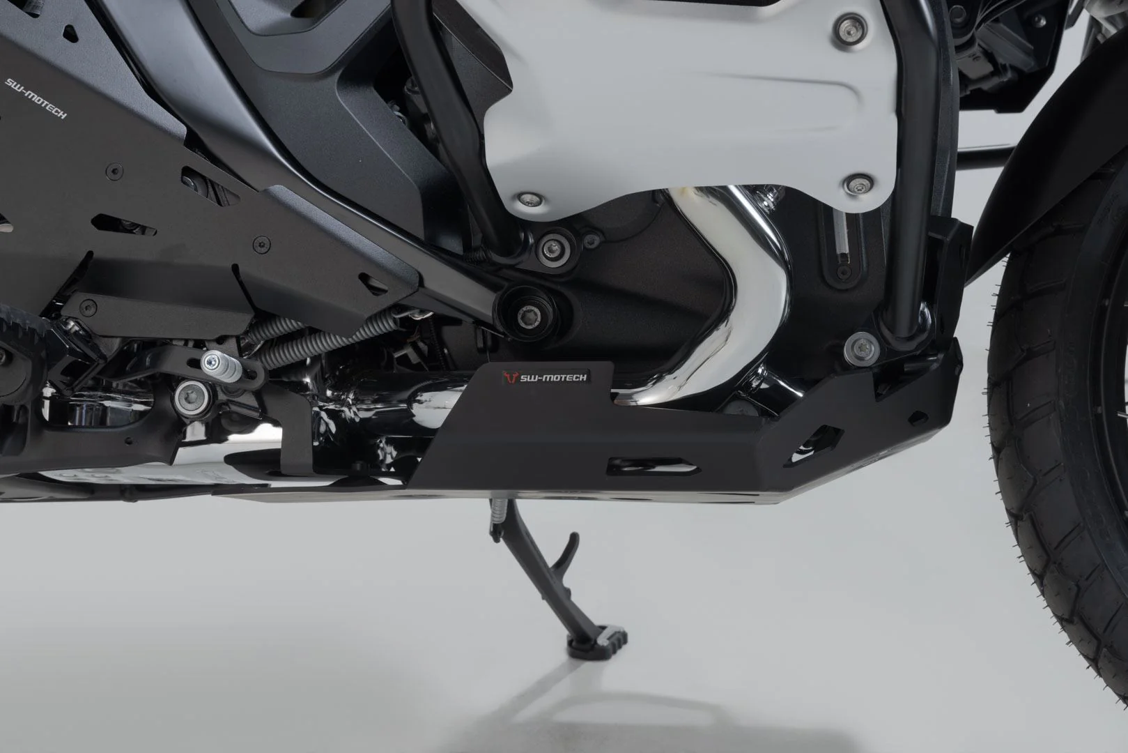 Engine guard Black. BMW R 1300 GS (23-) / Adventure (24-). - Image 5