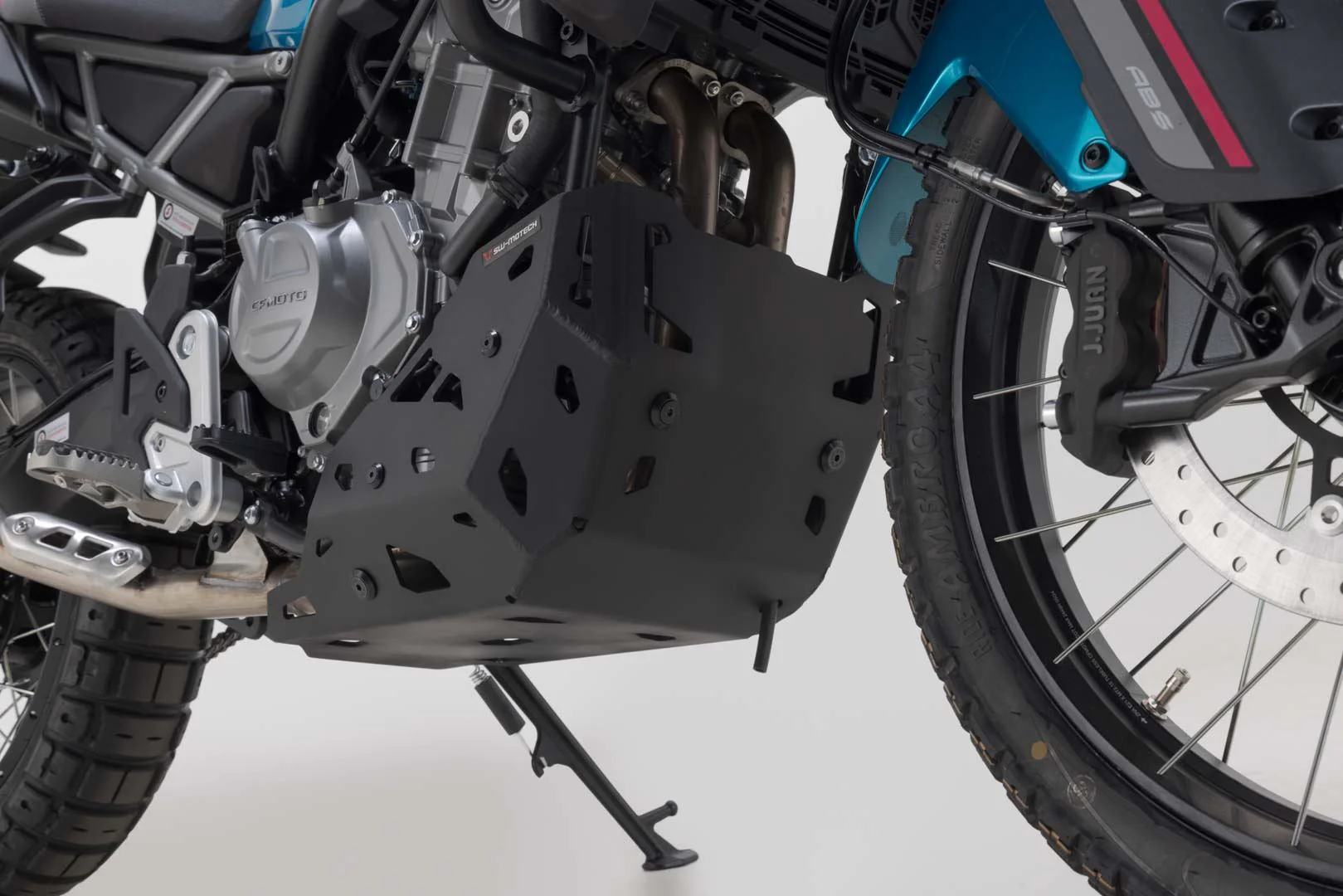 Engine guard Black. CFMoto 450MT (23-). - Image 3