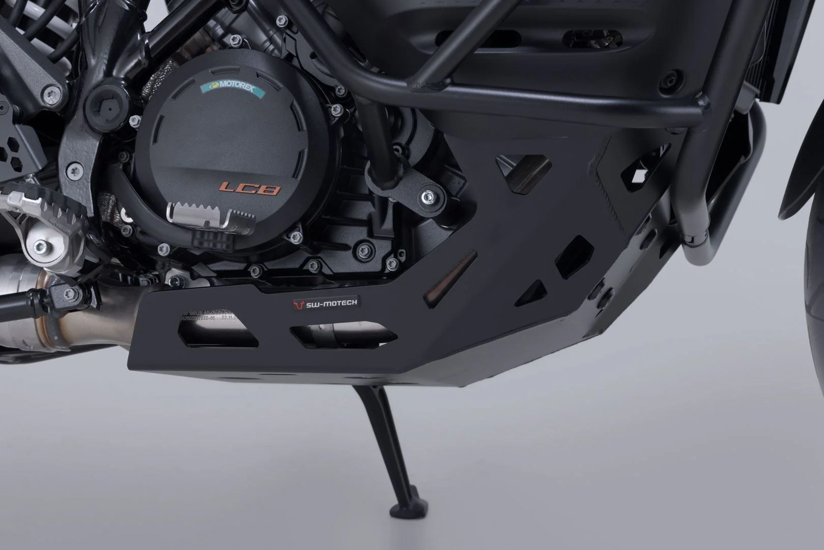 Engine guard Black. KTM 1290 / 1390 Super Adventure (21-). - Image 5
