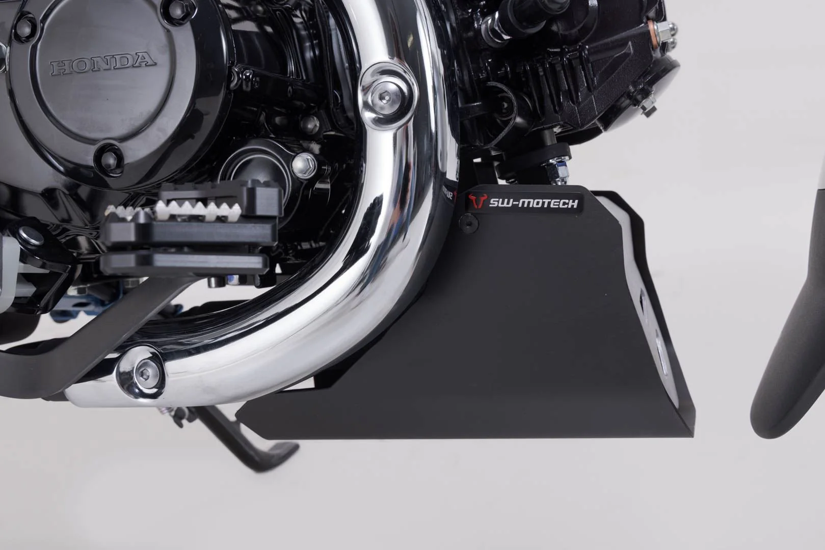 Engine guard Black/Silver. Honda Dax 125 (22-). - Image 8