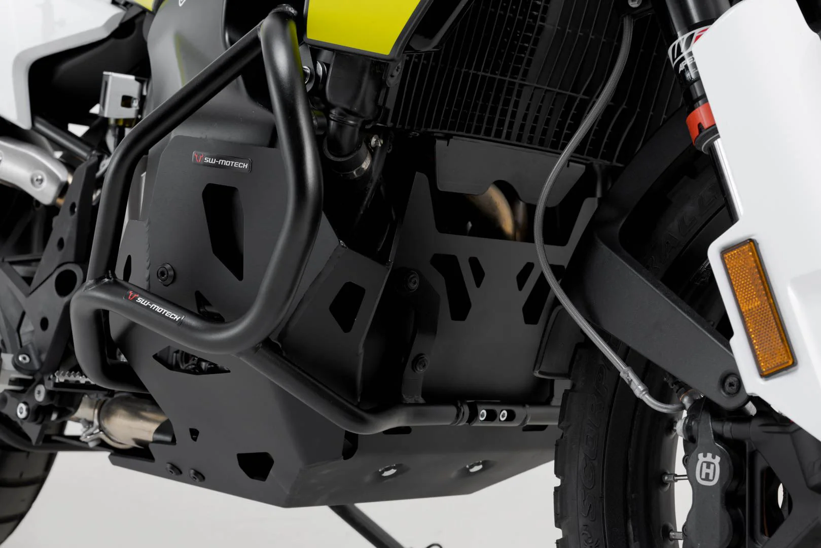 Engine guard Black. Husqvarna Norden 901/ Norden 901 Expedit. - Image 2