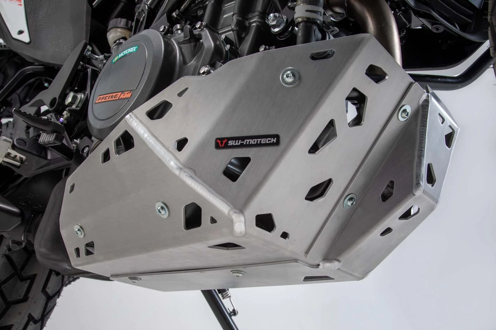 Engine guard KTM 390 Adv (19-) Silver - Image 3