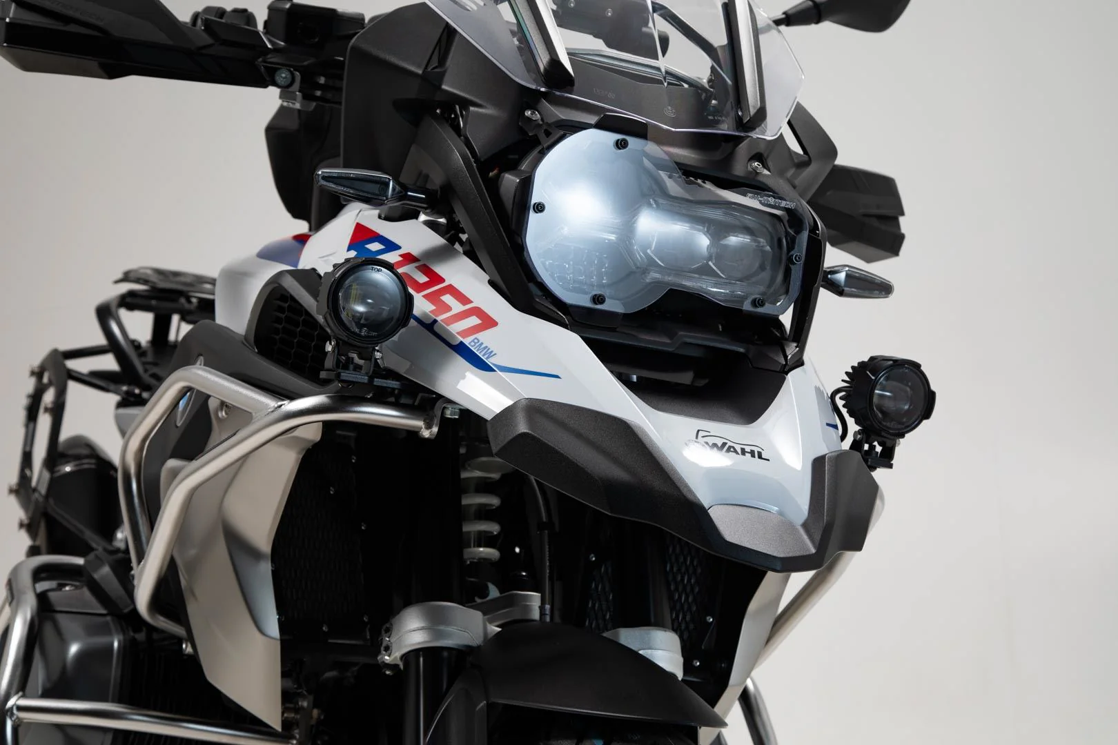 EVO Fog Light Kit BMW R1200GS/Rallye (12-), R1250 (18-) Black - Image 2