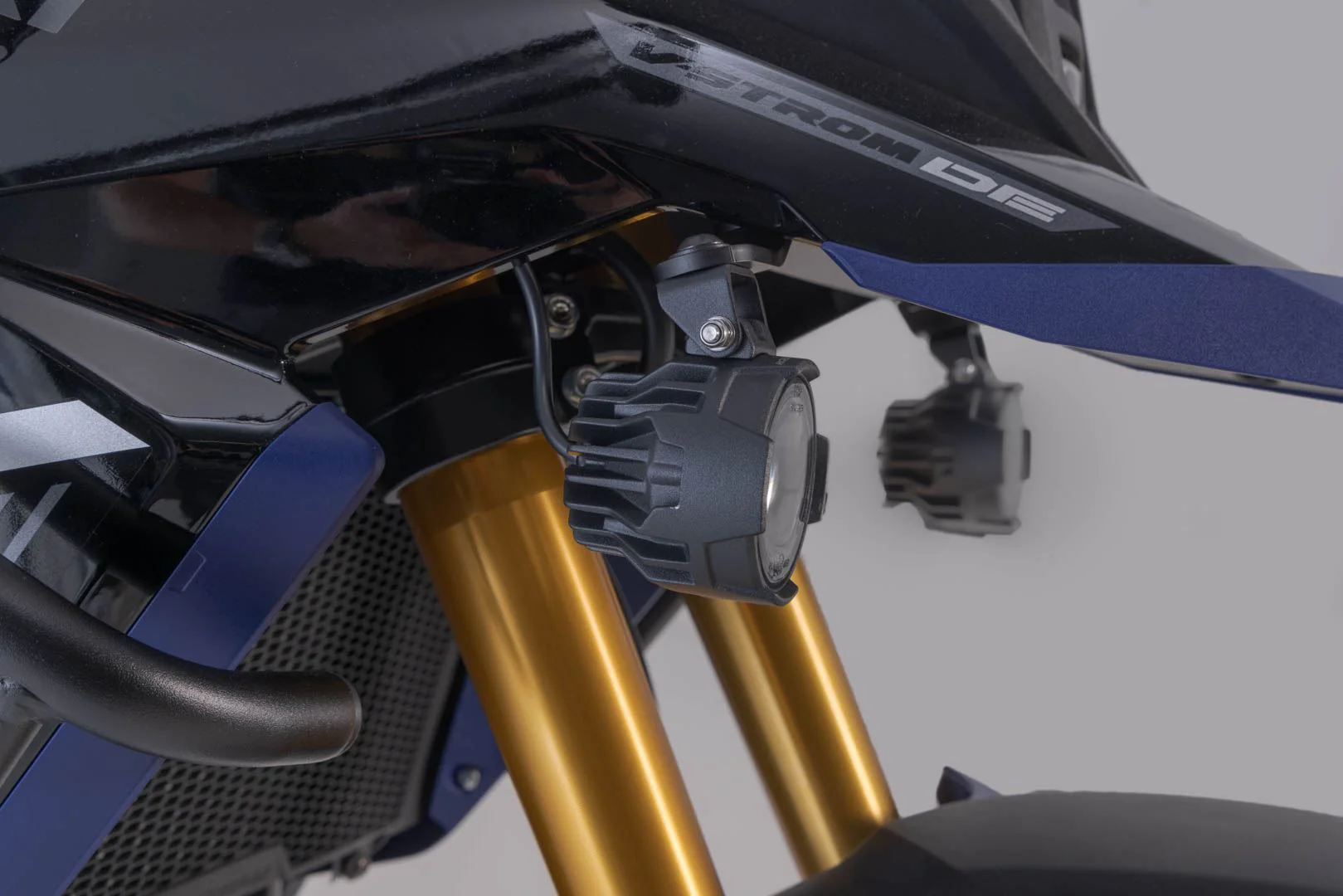 EVO fog light kit Suzuki V-Strom 800DE (22-) Black - Image 4