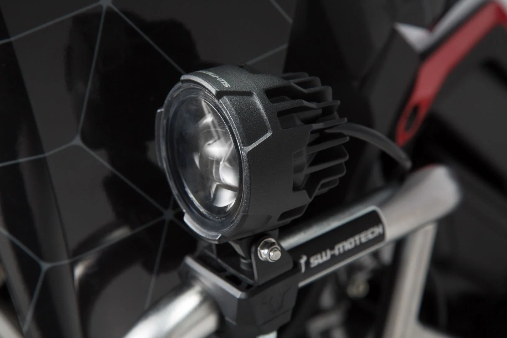 EVO Fog Light Set Universal With Crash Bar Clamps for Lights Black - Image 2