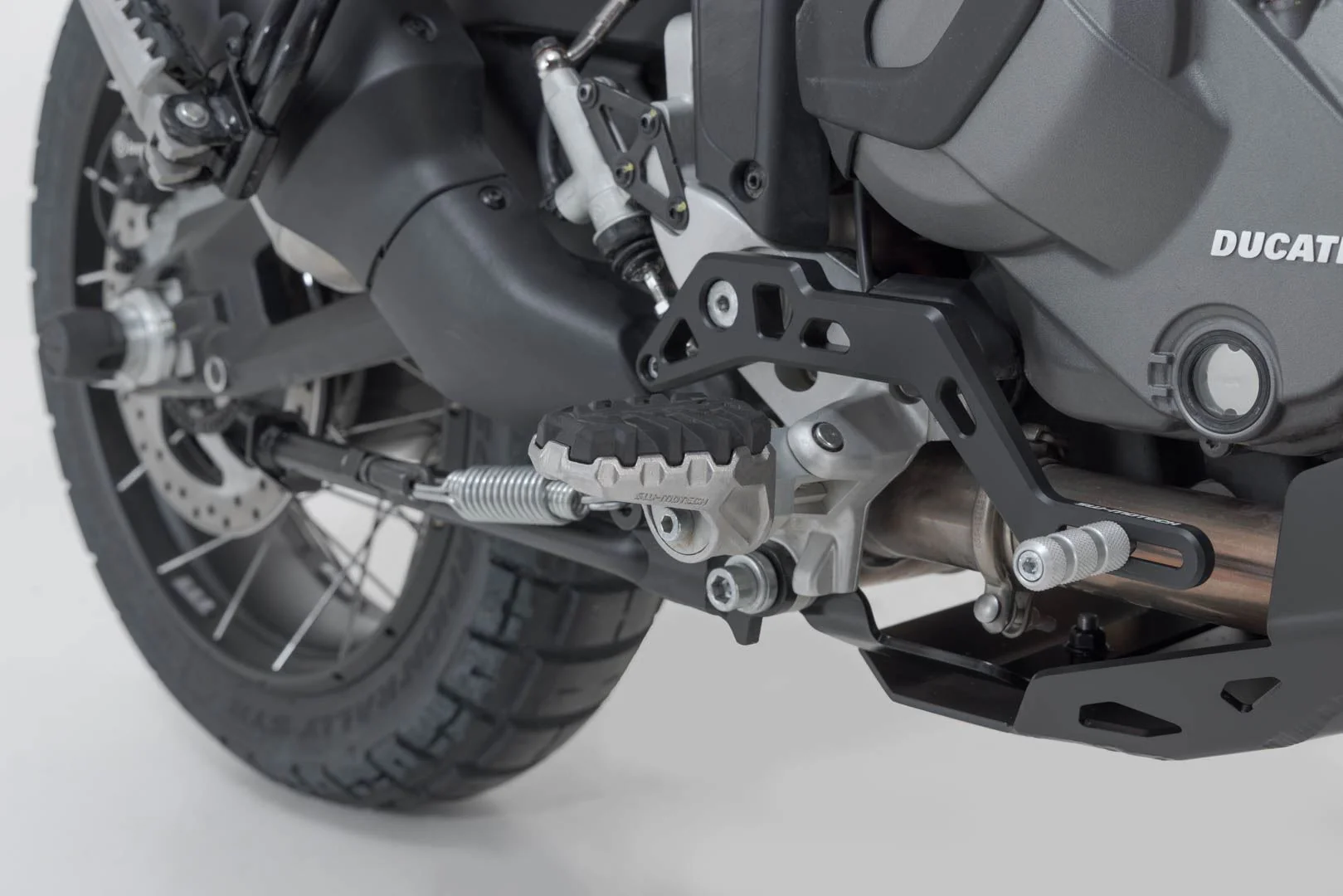 EVO footrest kit Ducati Multistrada V4 / V2, DesertX - Image 2