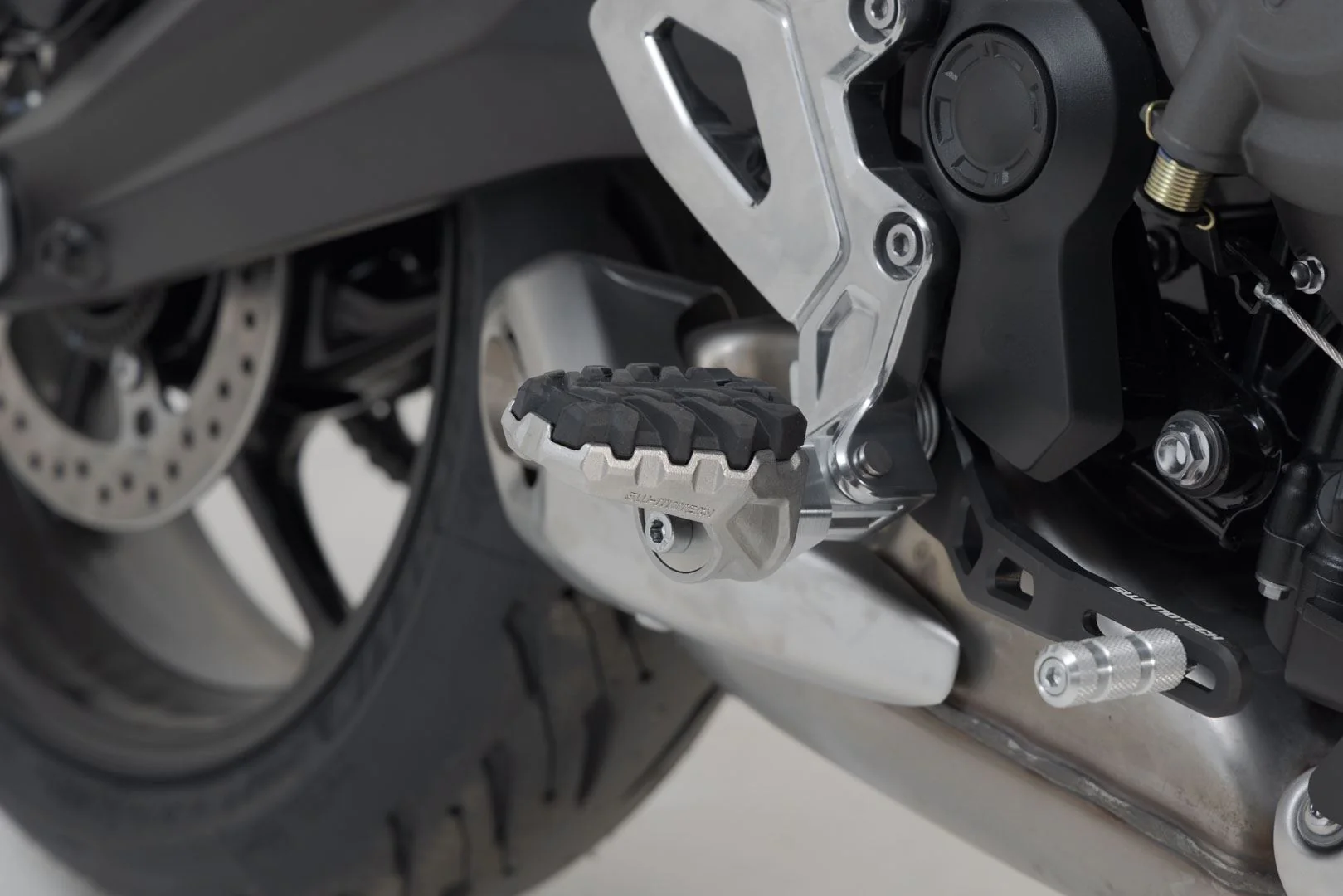 EVO footrest kit Triumph Tiger 660 (21-) - Image 2