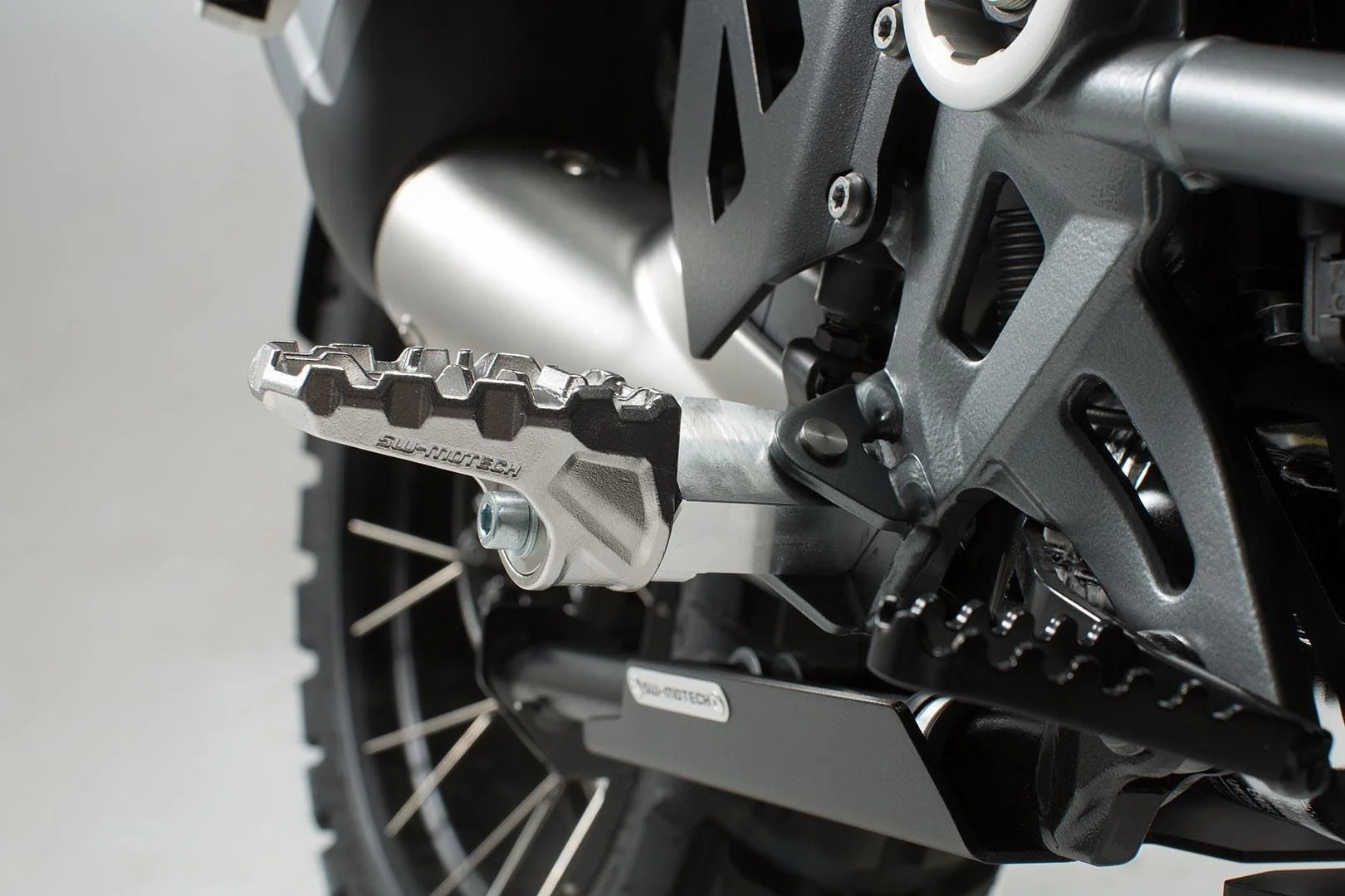 EVO footrest kit Yamaha XT660Z (07-10) X/R (04-16), XT1200Z (16-) - Image 4