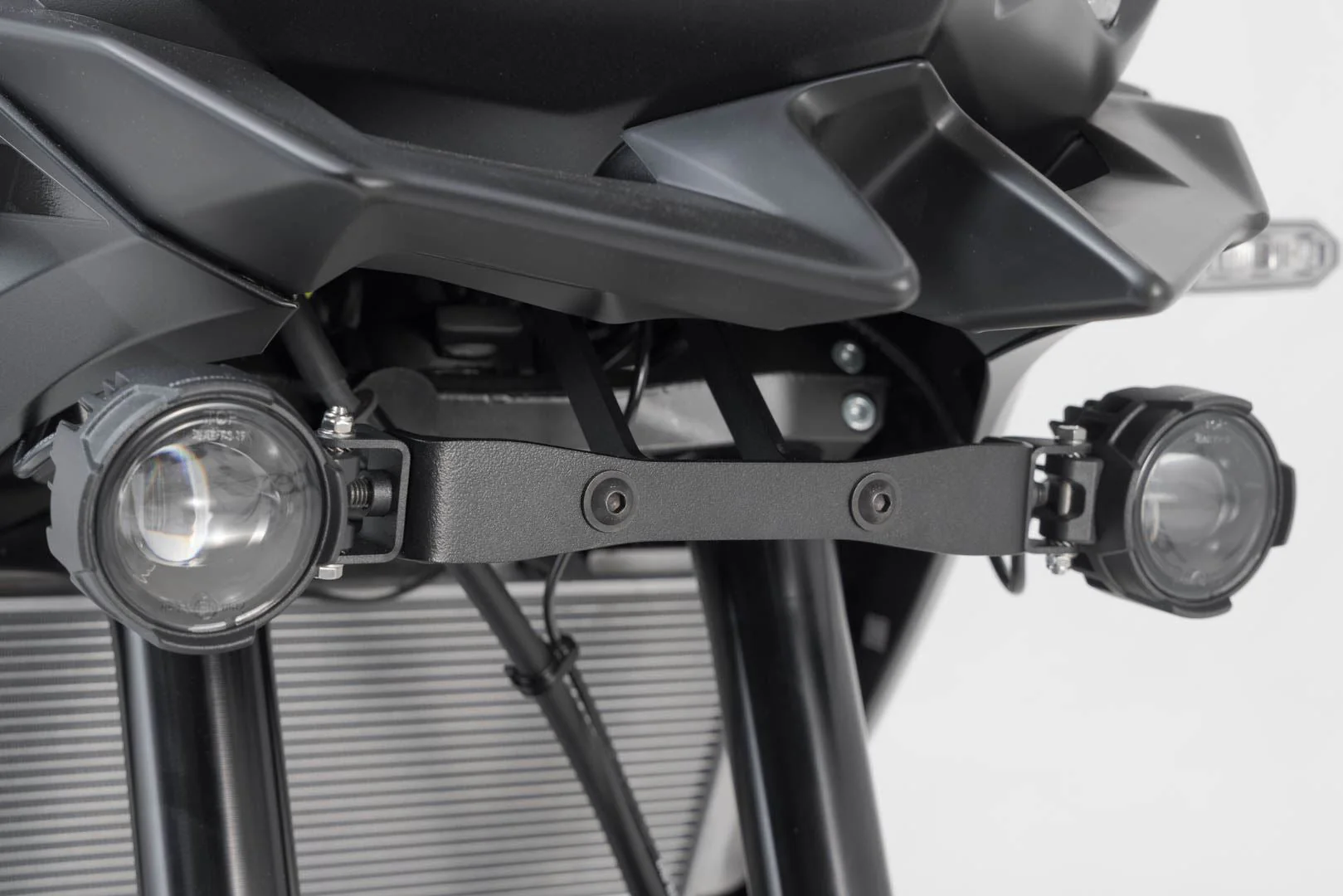 EVO high beam kit Kawasaki Versys 650 (21-) Black - Image 5