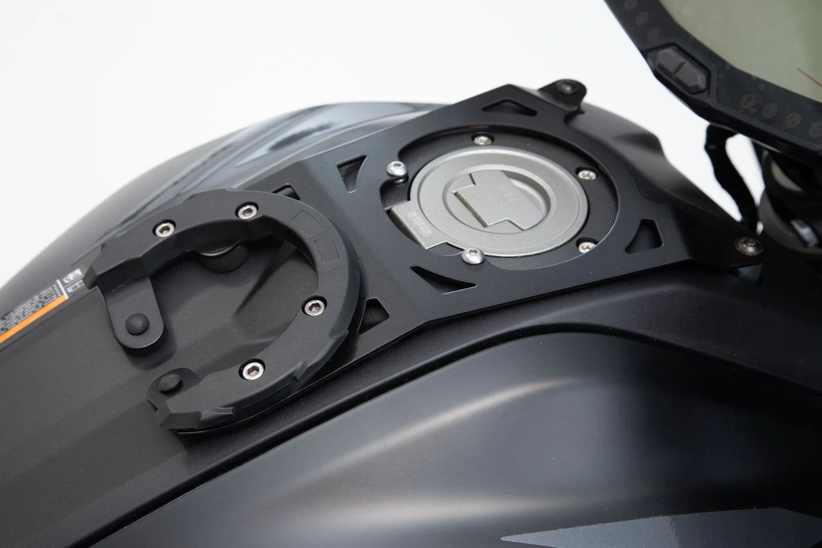 EVO Tank Ring Yamaha MT-07 (18-) Black - Image 3