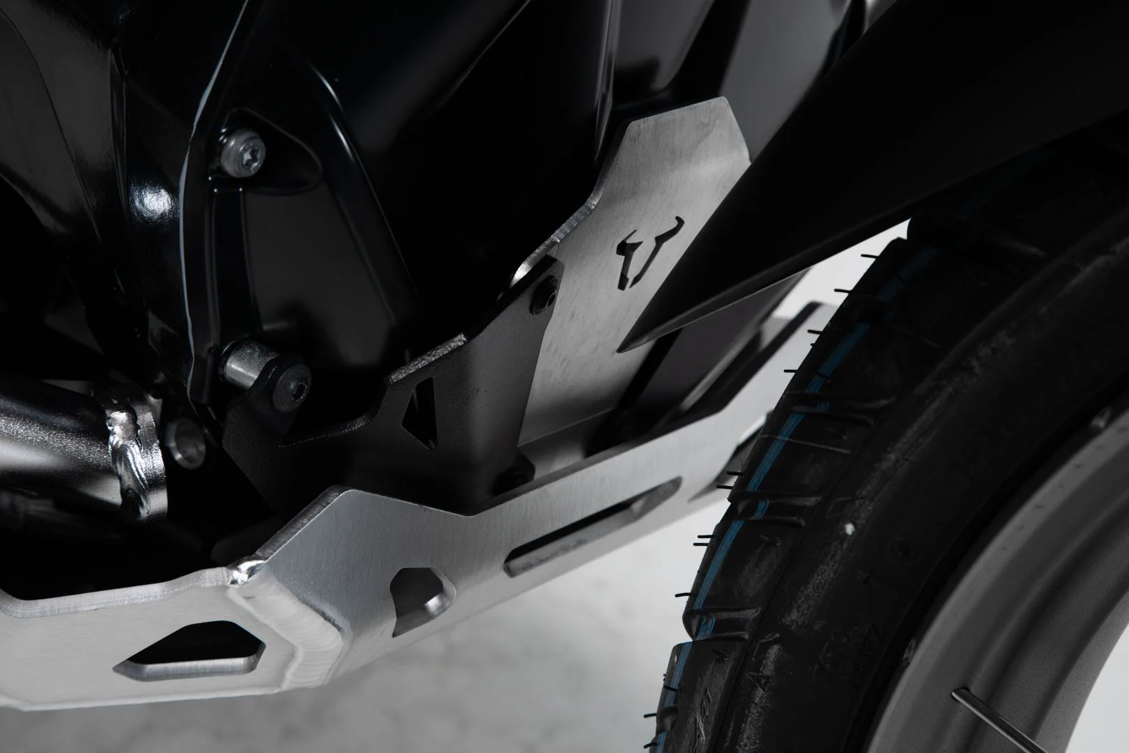 Extension for engine guard BMW R1200 (13-), R1250 (18-) Black/Silver - Image 3