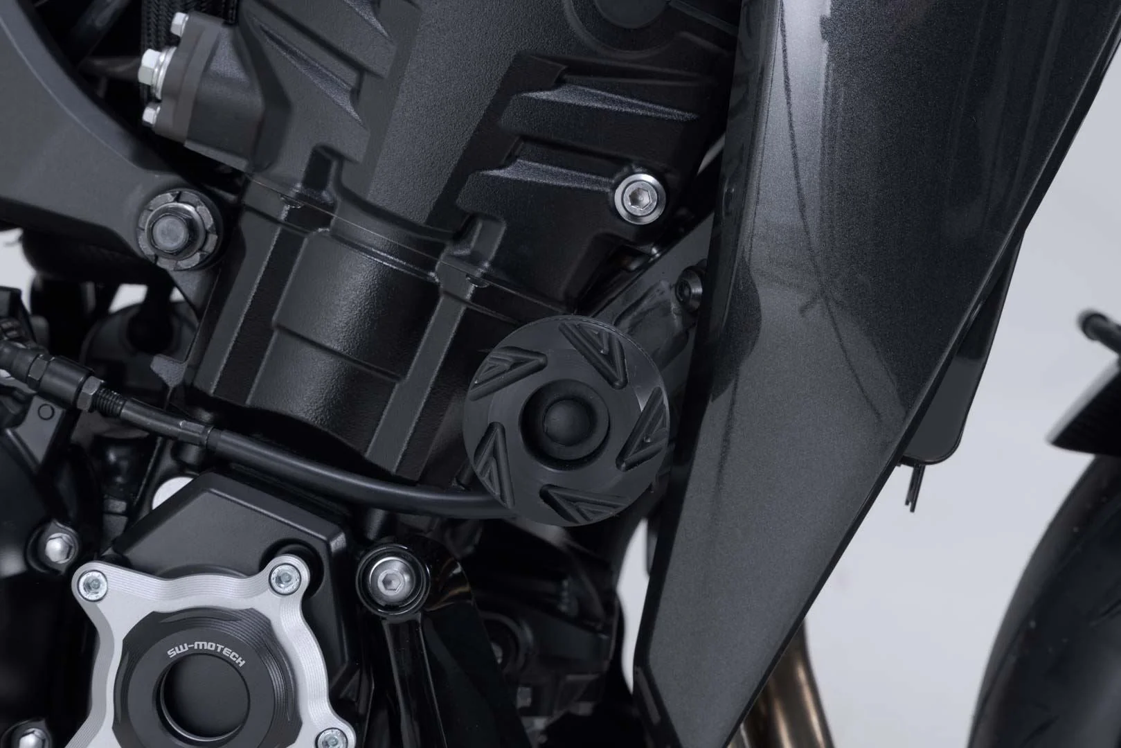 Frame slider kit Black. Kawasaki Z900 models (16-), Z1100 (25-). - Image 5