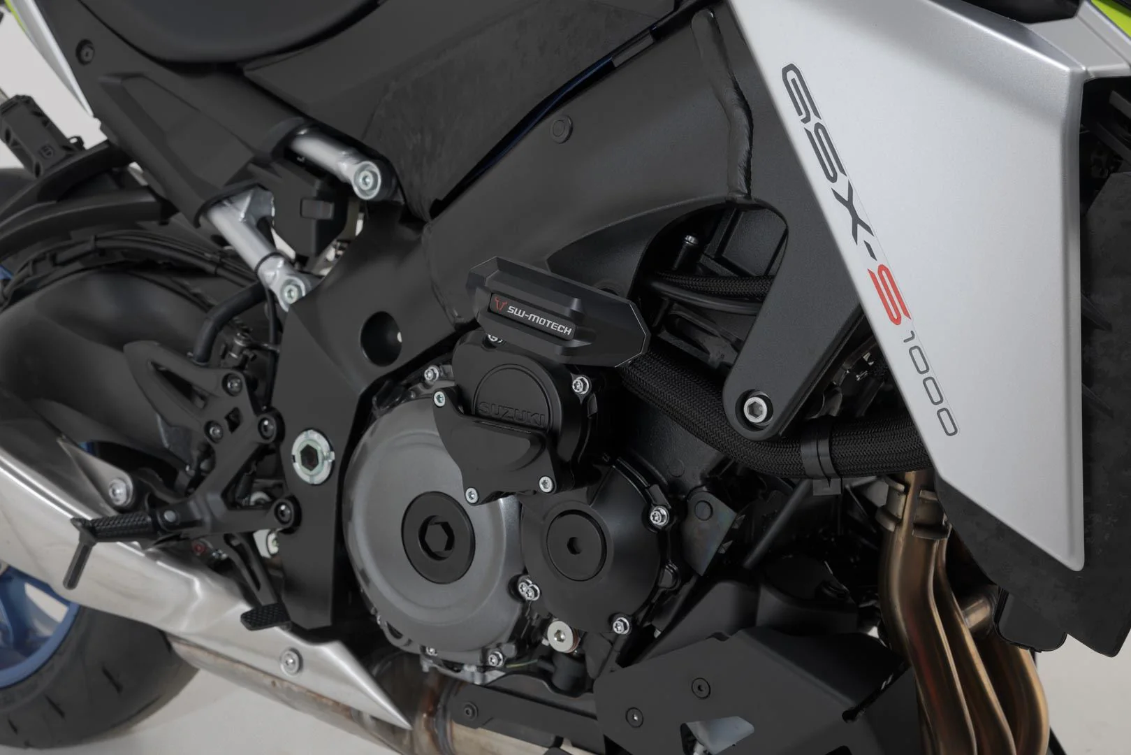 Frame Slider Kit Suzuki GSX-S 1000 (21-) Black - Image 3