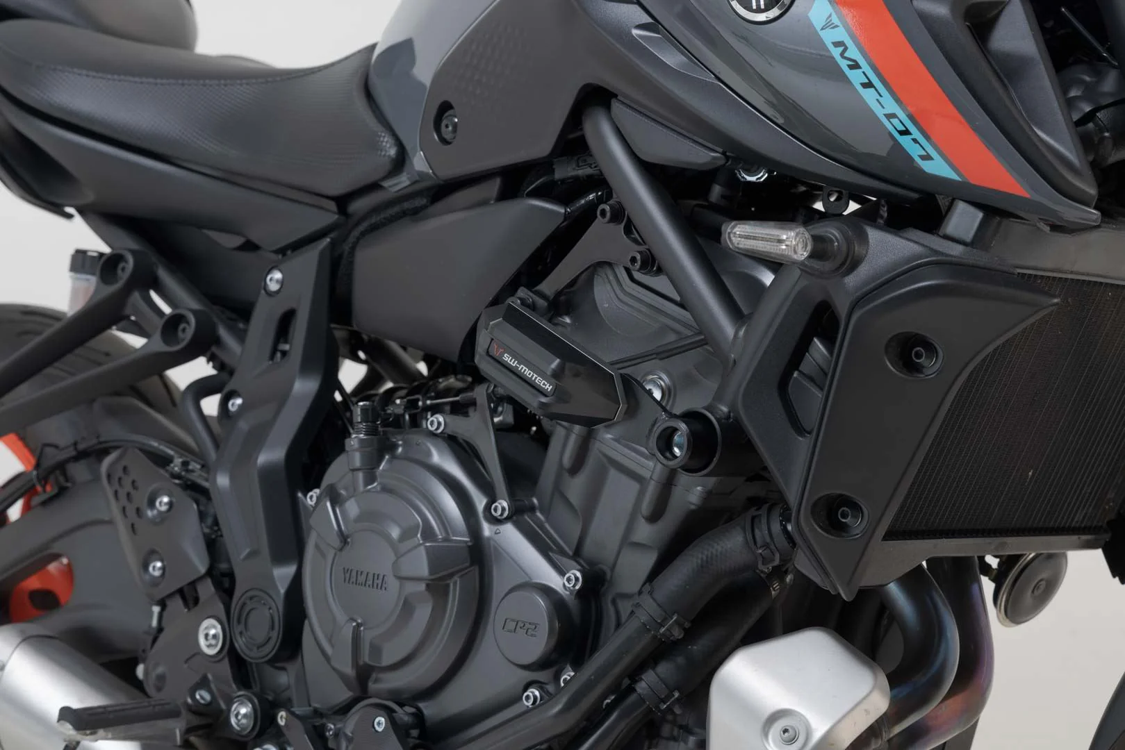 Frame slider kit  Yamaha MT-07 (14-) / MT-07 Tracer (16-) Black - Image 3