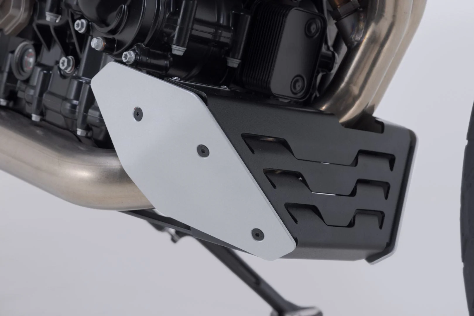 Front spoiler Black/Silver. Husqvarna Svartpilen 801 (24-). - Image 4