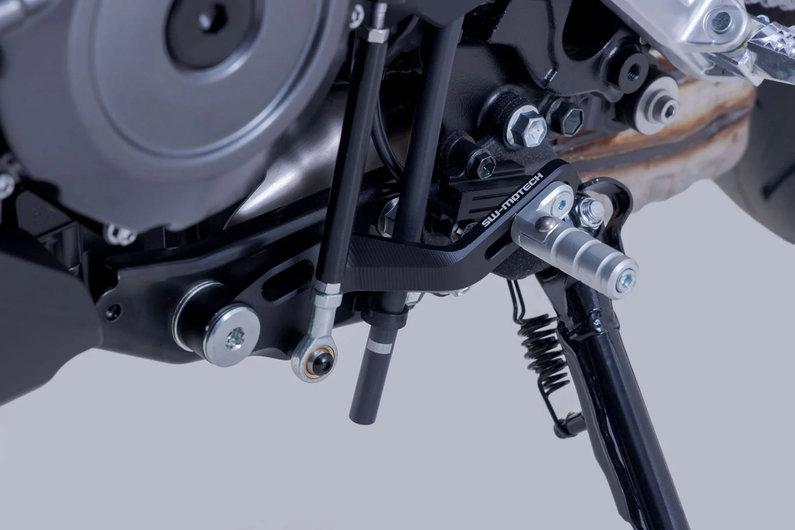 Gear lever and brake pedal set Suzuki GSX-8S / GSX-8R (22-). - Image 2