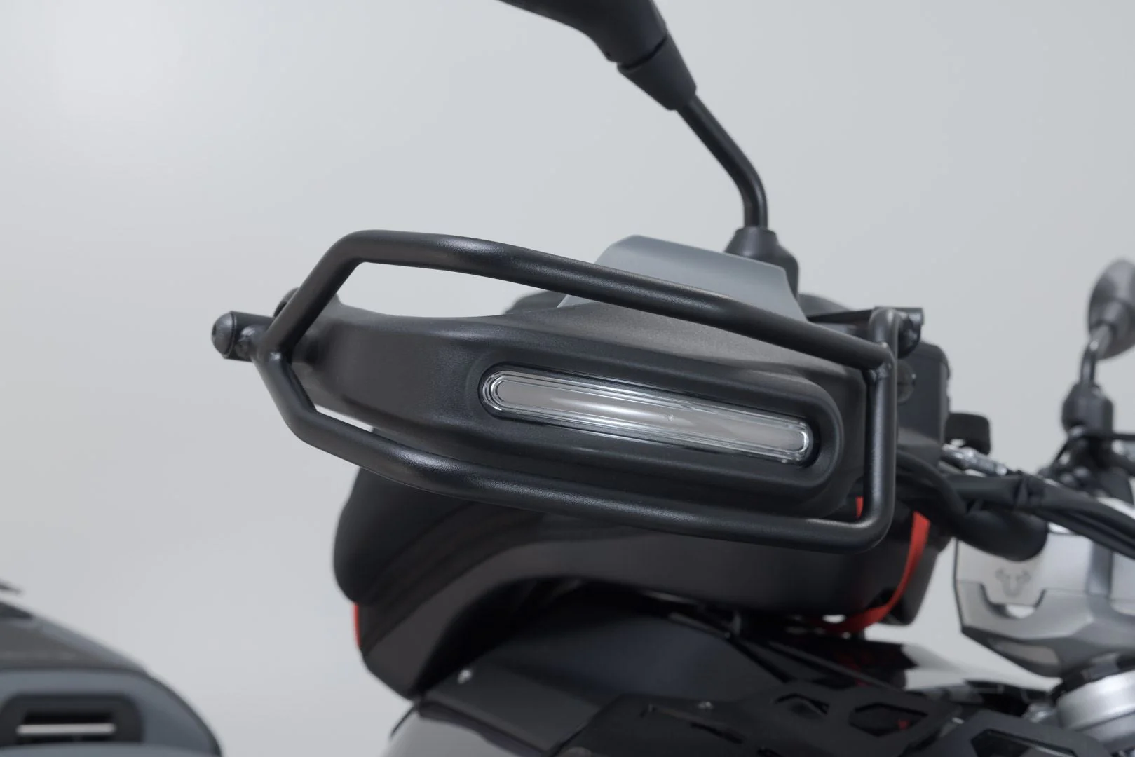 Handguard Black. BMW R 1300 GS (23-). - Image 4