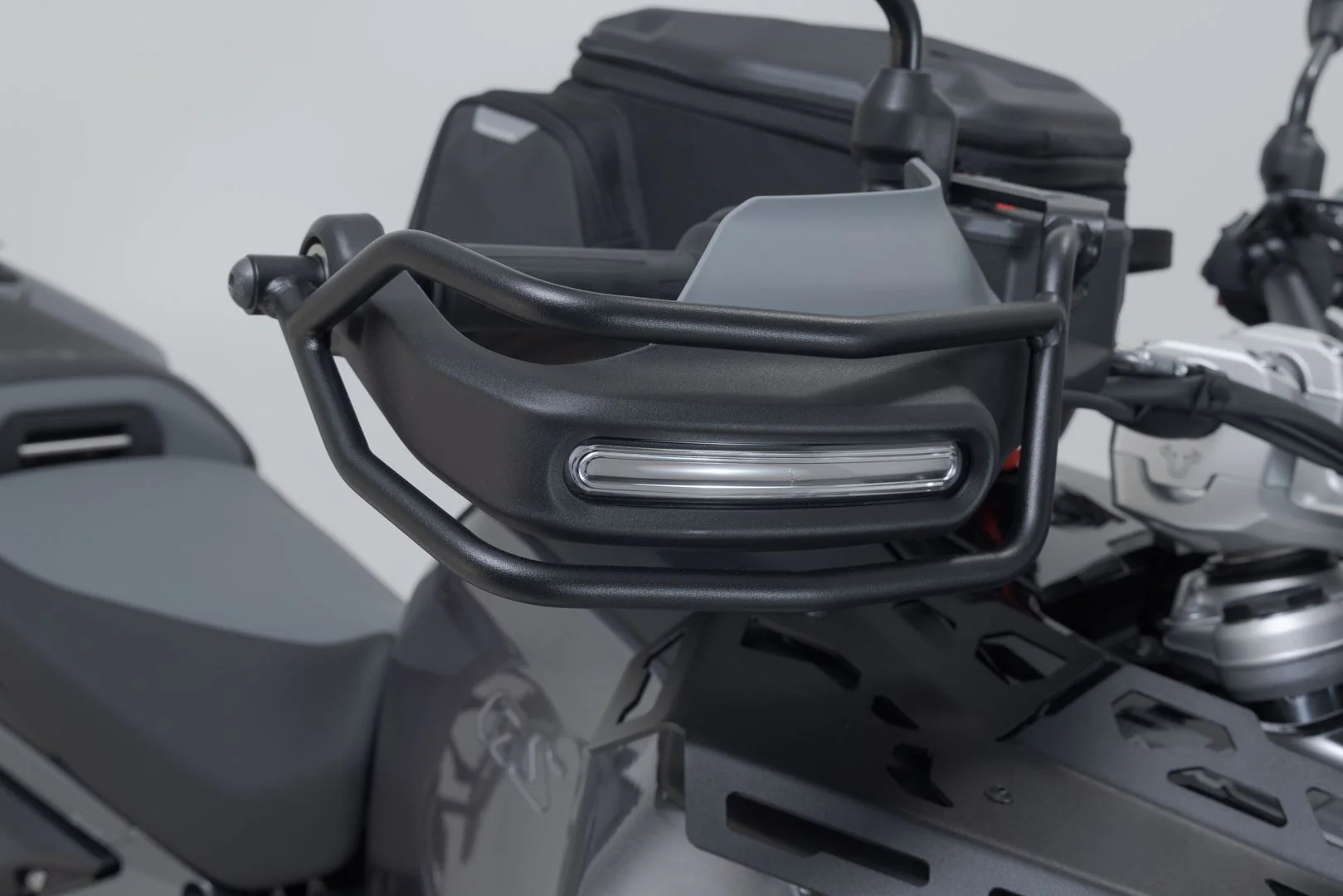 Handguard Black. BMW R 1300 GS (23-). - Image 5