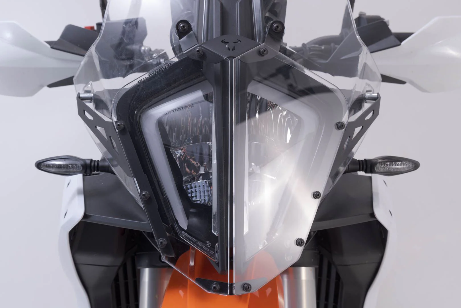 Headlight guard KTM 890 Adventure R (22-) Bracket with cover - Image 3