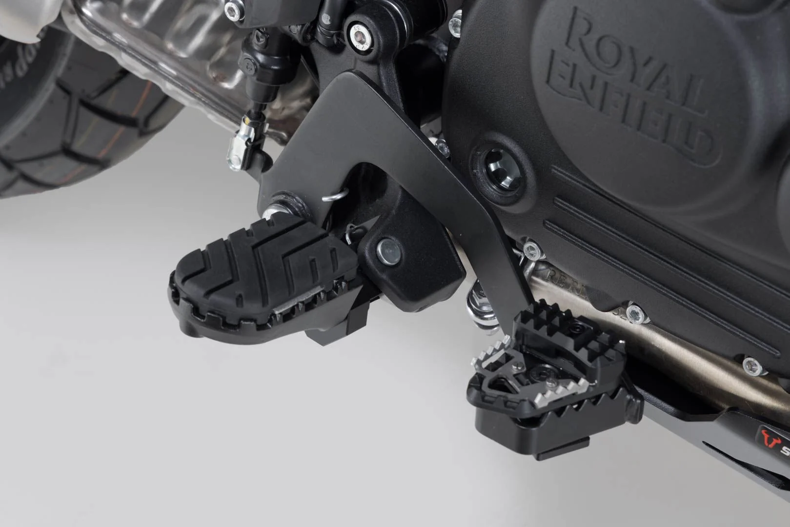 ION footrest kit Black. Royal Enfield Himalayan 450 (23-). - Image 4