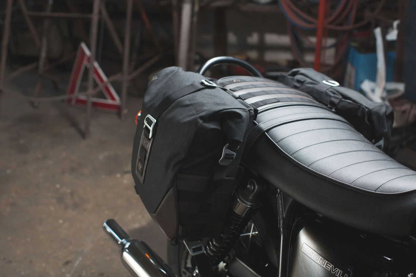 Legend Gear Saddle Bag Set Left LS1 9.8 litre / Right LS2 (13.5 l) incl SLS - Image 4