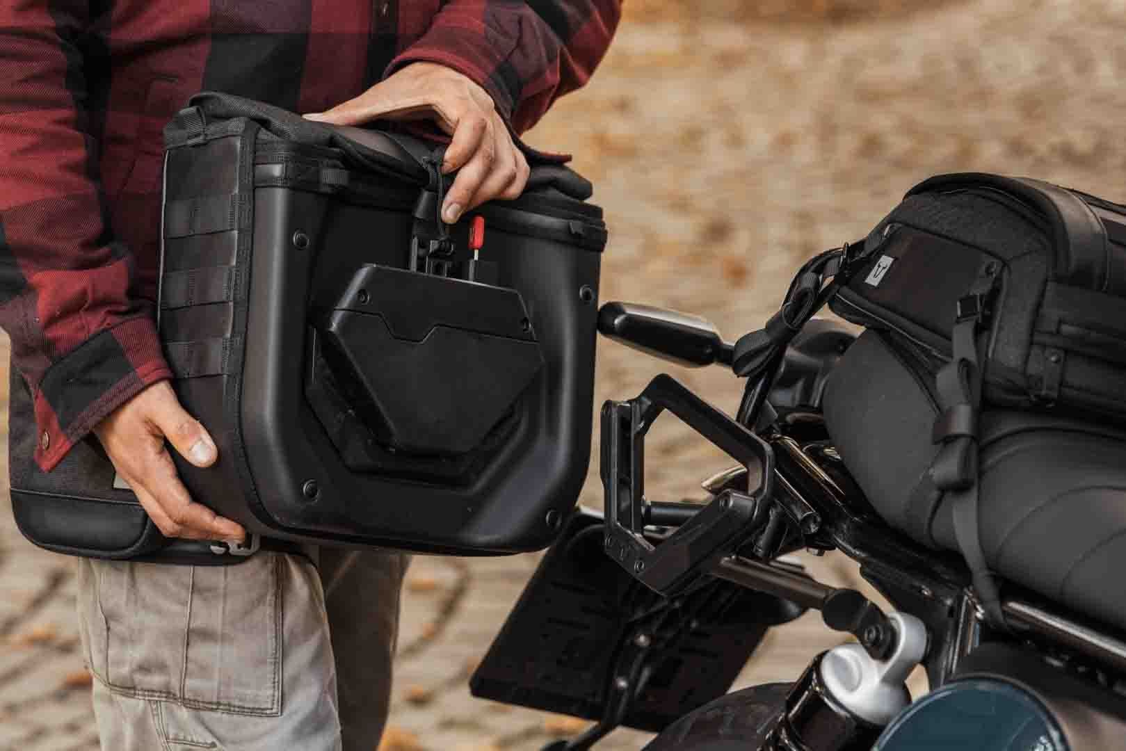 Legend Gear Side Bag 11L Black. For V-LOC. - Image 3