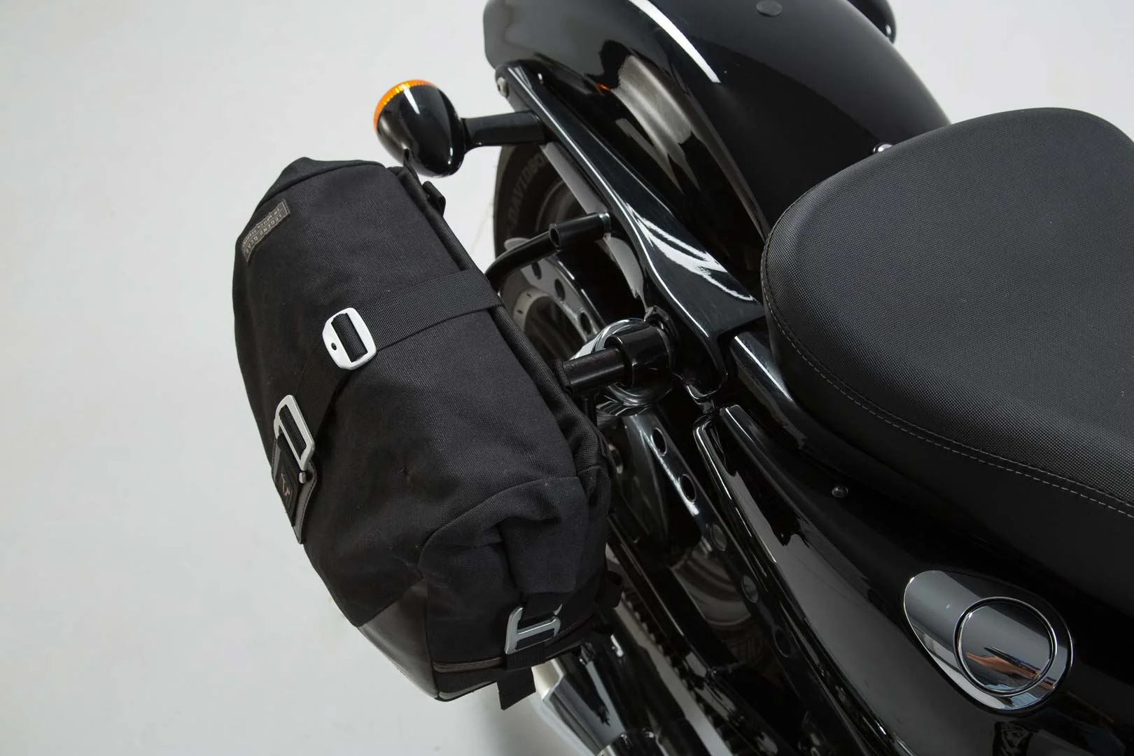 Legend Gear Side Bag System LC Harley-Davidson Sportster models (04-) Black Edition - Image 3